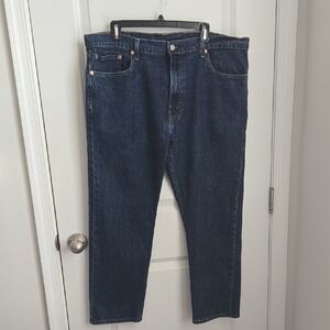 Blue Straight Fit Jeans with Classic Style